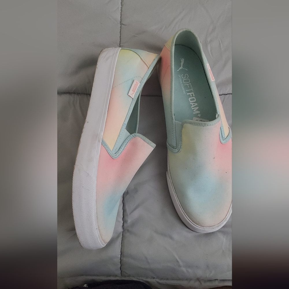 Shoes - Picture 2 of 2